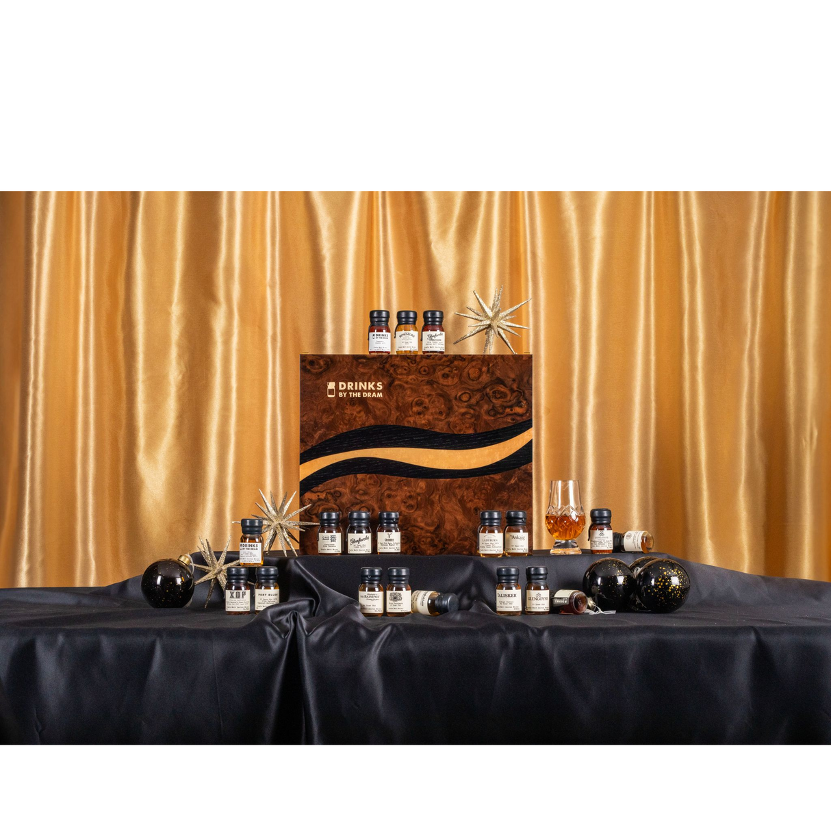 Very Old and Rare Advent Calendar Whisky | 24*30ML | By DRINKS BY THE DRAM at CaskCartel.com 3