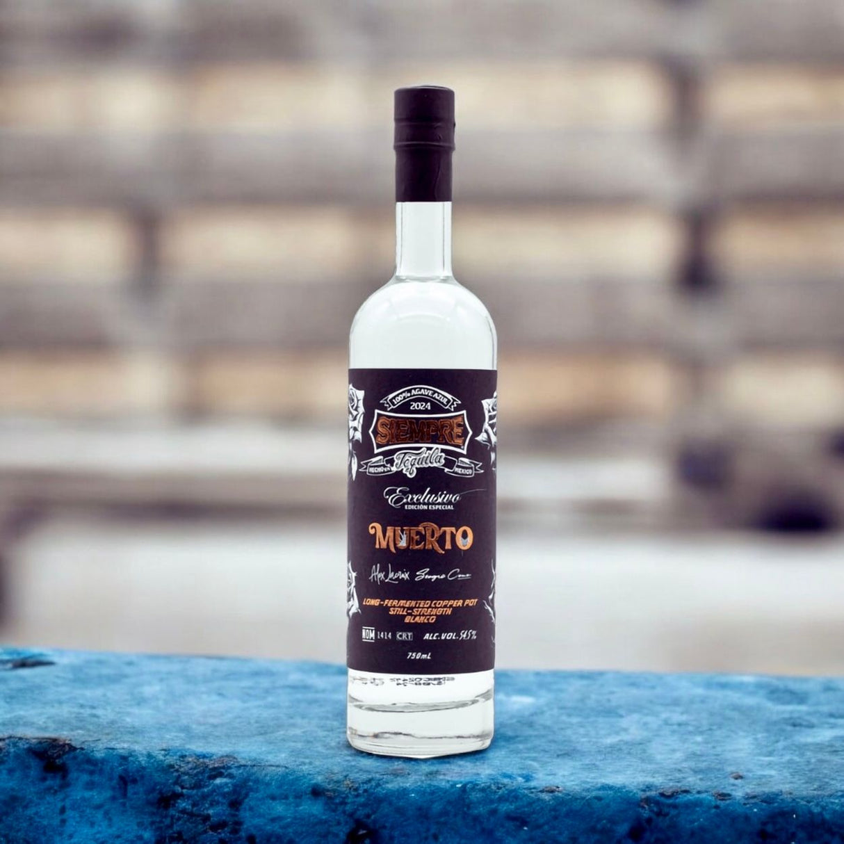 Siempre Exclusivo Edición Especial Muerto Blanco Tequila at CaskCartel.com 2