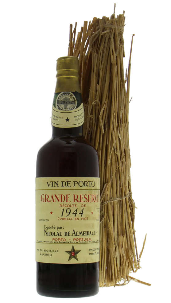 1944 | Nicolau de Almeida | Grande Reserve Port (Vieille en Fute) at CaskCartel.com