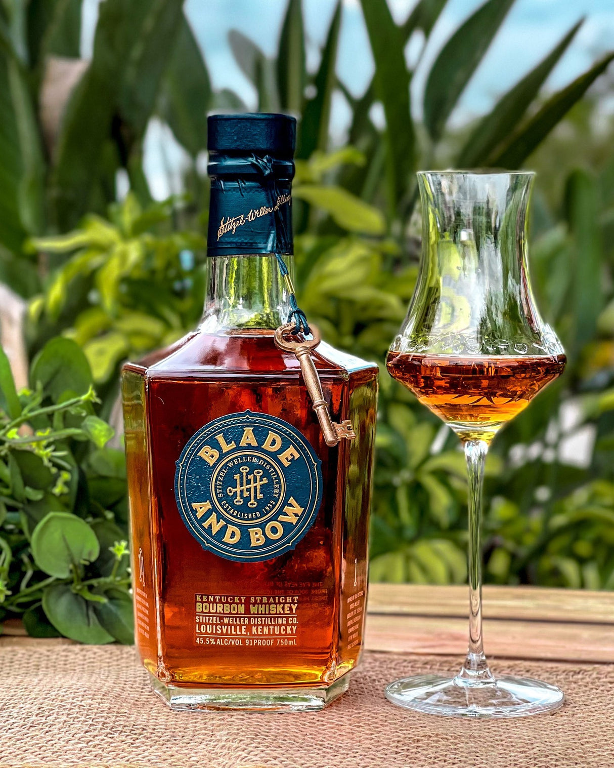 Blade and Bow Kentucky Straight Bourbon Whiskey - CaskCartel.com 2