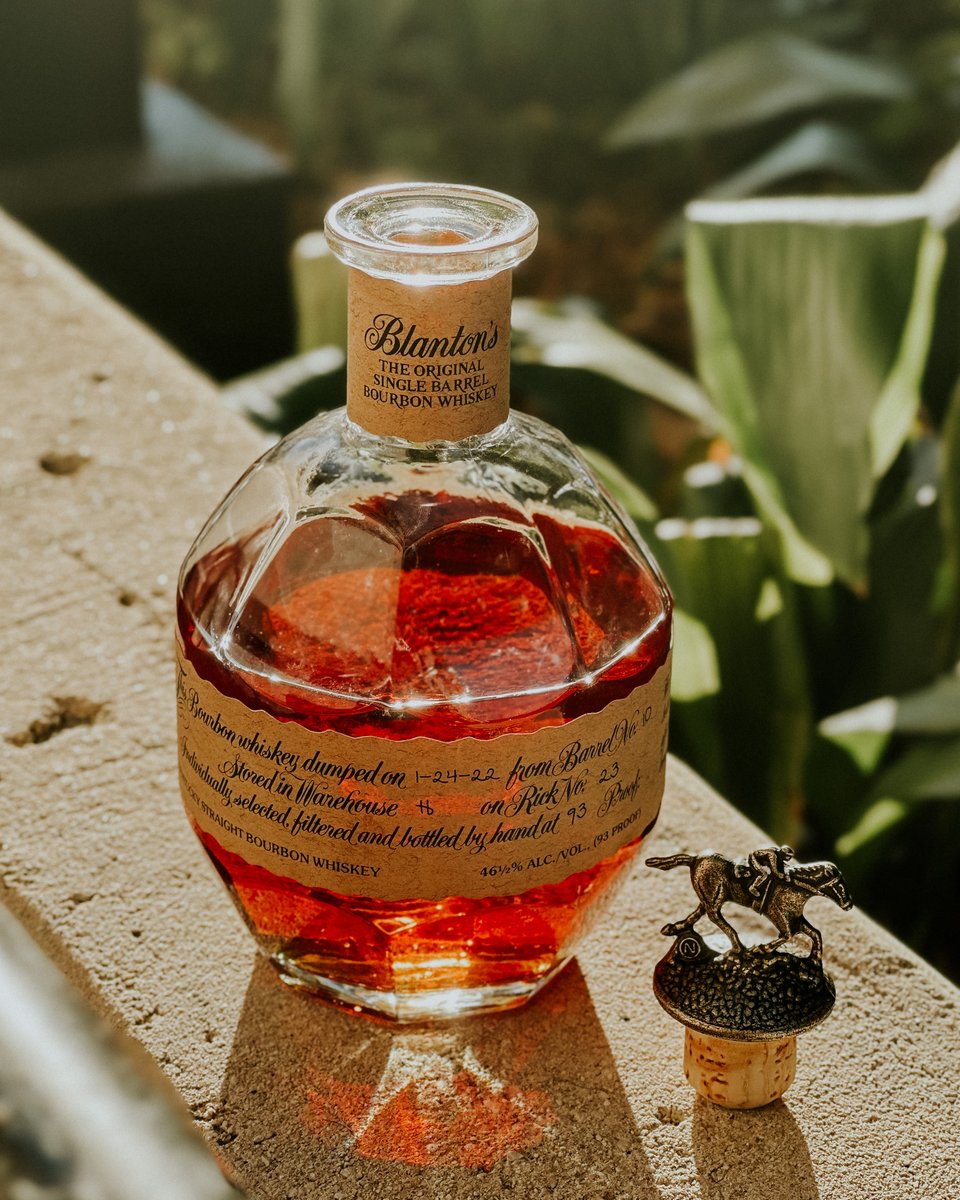 Blanton's Original Single Barrel Bourbon Whiskey at CaskCartel.com 5