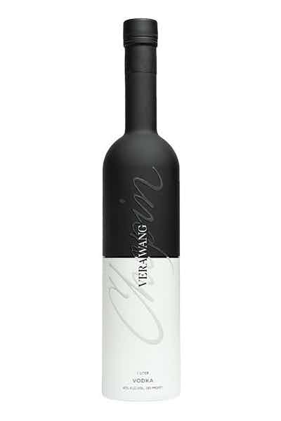 Vera Wang x Chopin Vodka | 1L at CaskCartel.com