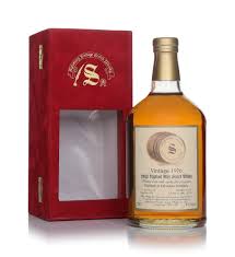 Edradour 19 Year Old 1976 Cask #162 - Signatory Vintage Single Malt Scotch Whisky | 700ML at CaskCartel.com