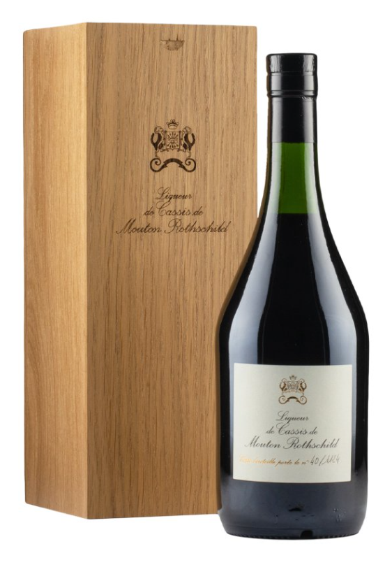 de Cassis de Mouton Rothschild Liqueur | 700ML at CaskCartel.com