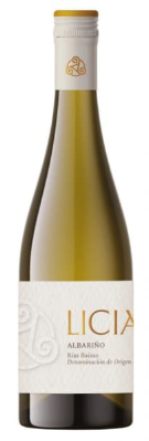 2021 | Bodegas La Val | Licia Albarino at CaskCartel.com