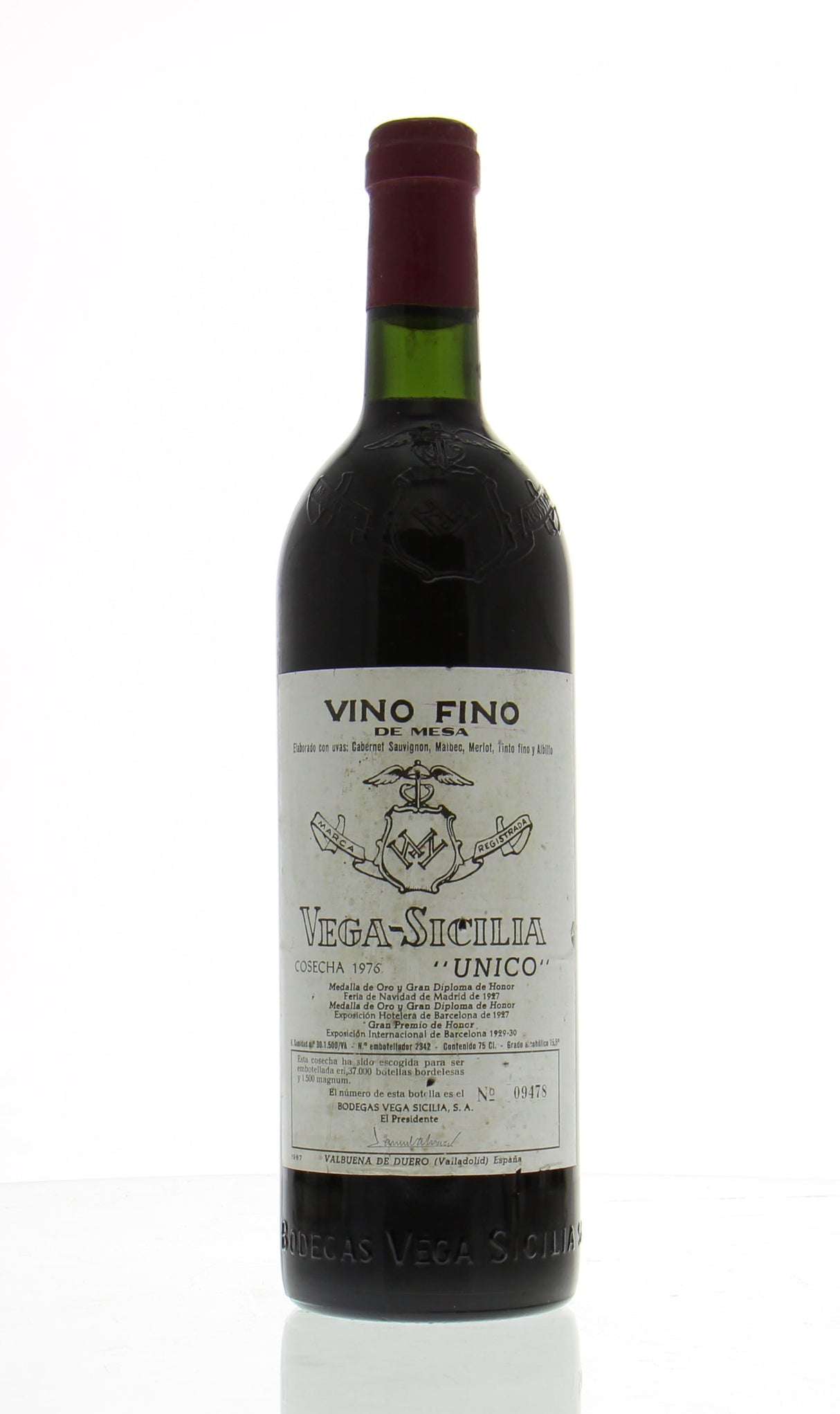 1976 | Vega Sicilia | Unico at CaskCartel.com