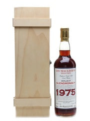 Glendronach 1975 Ian Macleod's selection at CaskCartel.com