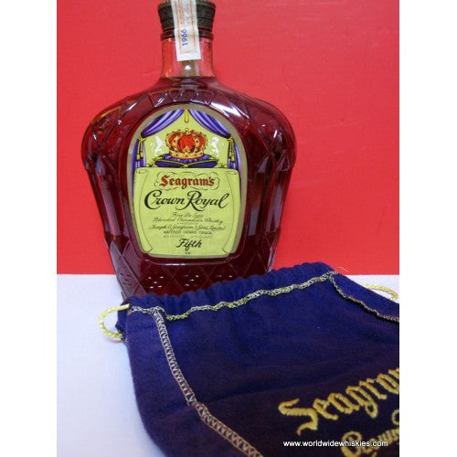 (RECOMMENDED) Crown Royal Fine de Luxe 1966 Canadian Whisky