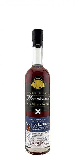 Heartwood Not a Gold Medal HeWo from the Knobbie's Paddock Biannual Country Show 2021 Release Blended Malt Whisky | 500ML at CaskCartel.com