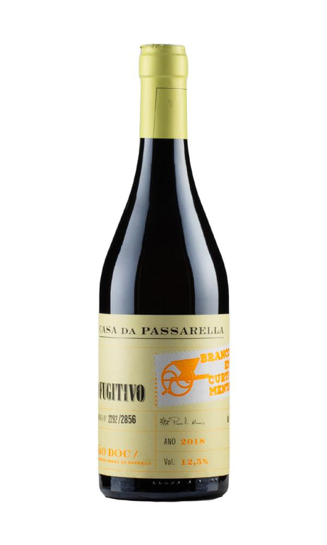 2018 | Casa da Passarella | O Fugitivo Curtimenta Branco at CaskCartel.com