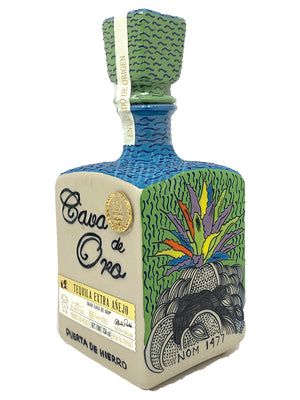 Cava de Oro Puerta de Hierro Ceramic 2019 Edition Extra Anejo Tequila - CaskCartel.com