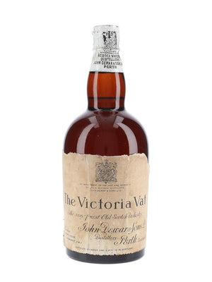 Dewar's Victoria Vat Bot.1950s Spring Cap Blended Scotch Whisky | 700ML at CaskCartel.com