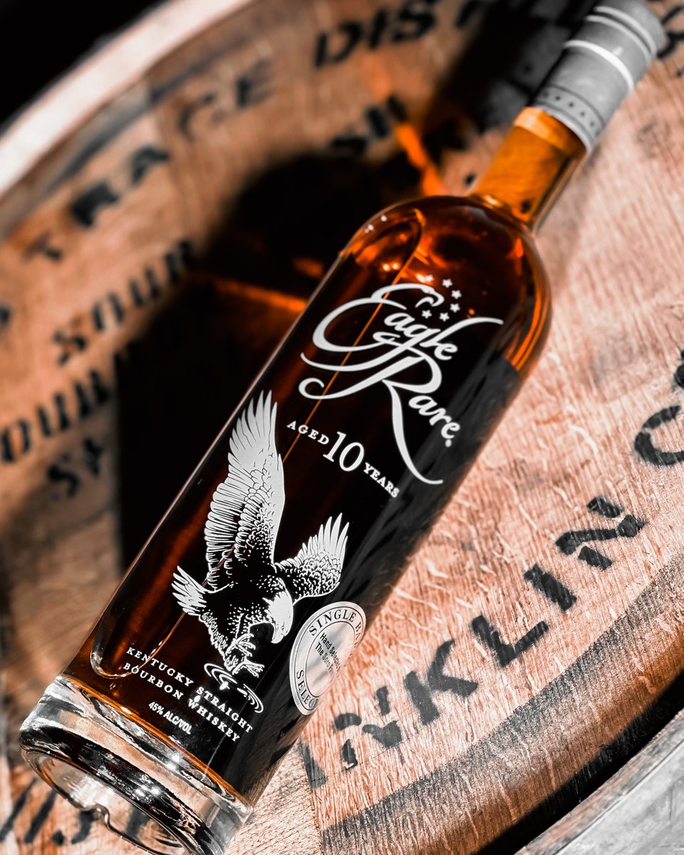 Eagle Rare 10 Year Extra Rare | Single Barrel Select | Limited Release 2022 at CaskCartel.com 5