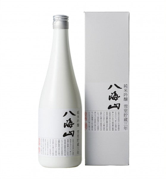 Hakkaisan Yukimoro Snow Aged Junmai Ginjo 8 Year Old Sake | 720ML at CaskCartel.com