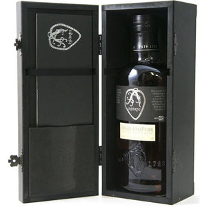 Highland Park 12 Year Old Hjärta / Wooden Box Scotch Whisky | 700ML at CaskCartel.com